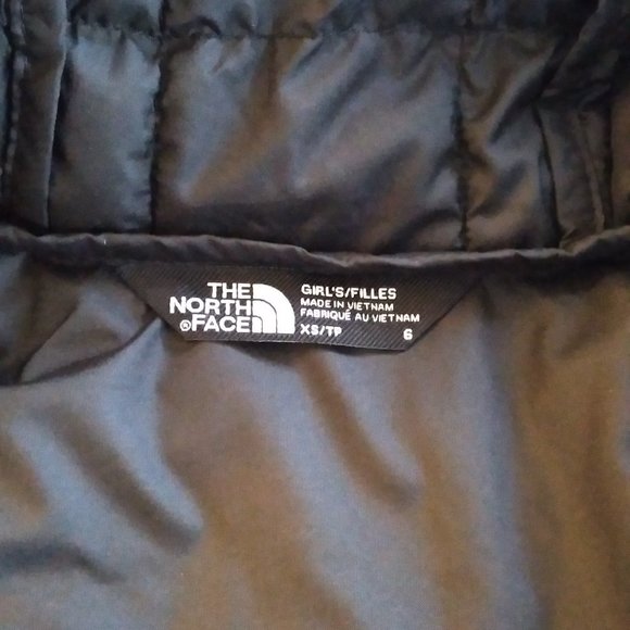🆕 The North Face Girls' Thermoball Eco Hoodie, X-Small (6) - TNF Black, Auth. - Picture 10 of 14